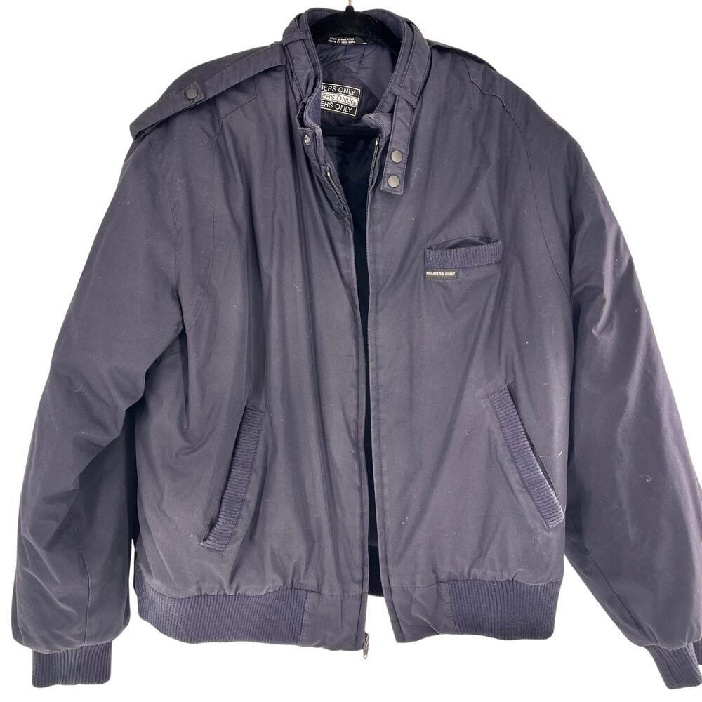 Vintage men's Members Only puffer coat XL navy blue 1980's winter jacket